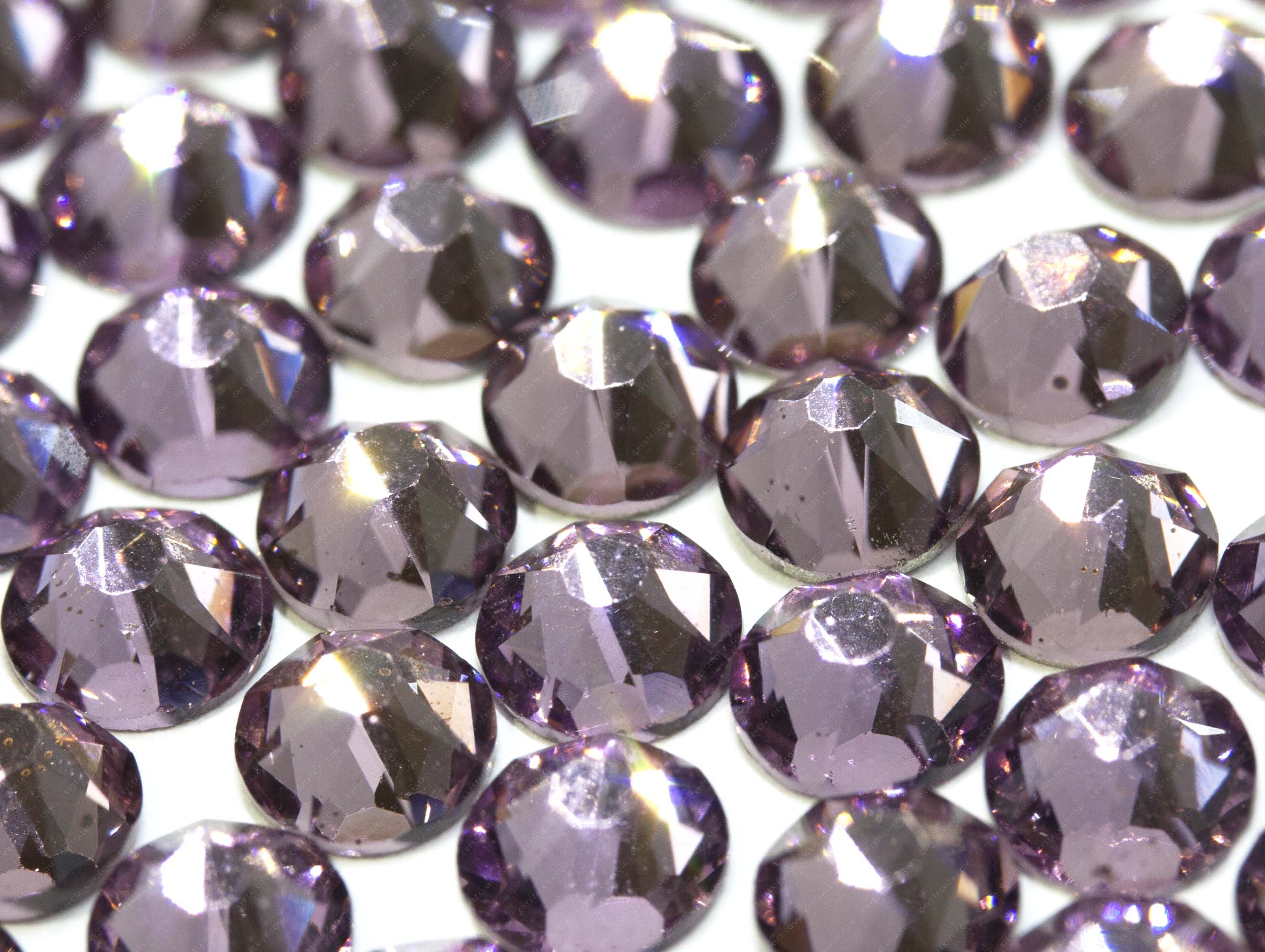 Crystalline Lt. Amethyst* Xirius Rose 2088
